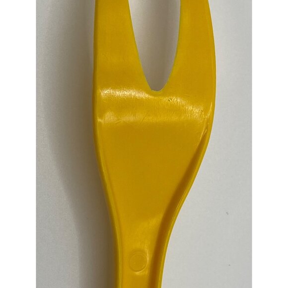 Vintage Foley Yellow Plastic meat Fork 11” - Picture 9 of 10